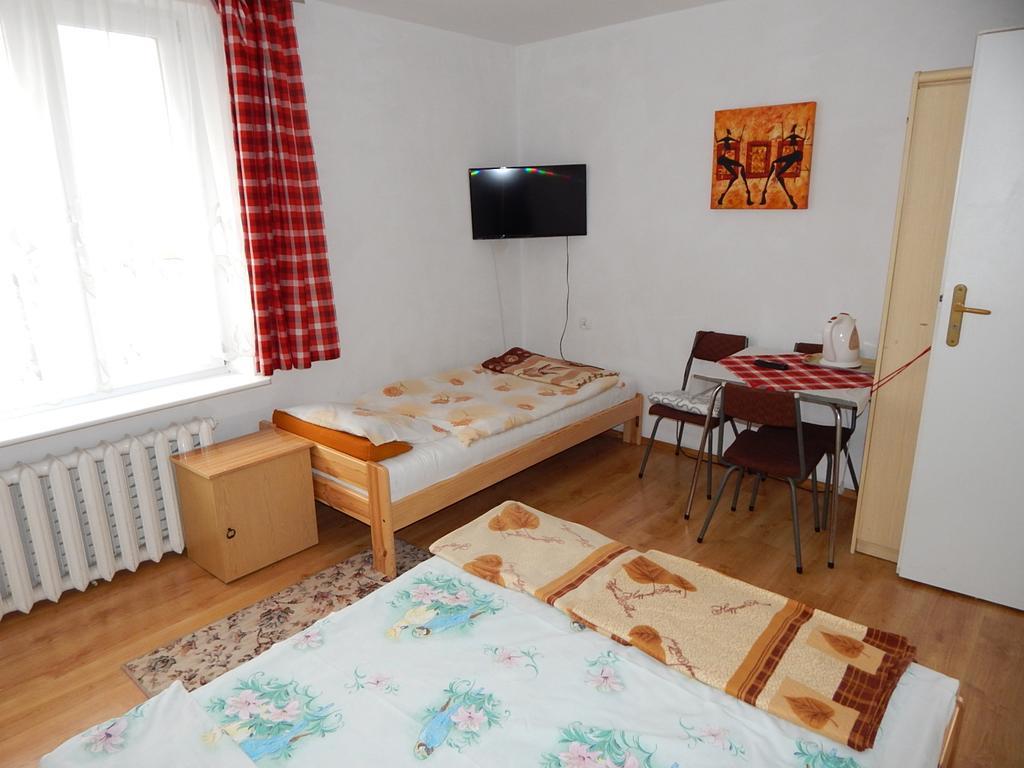 Apartament I Pokoje Aura Dom Wczasowy Darłówko Habitación foto